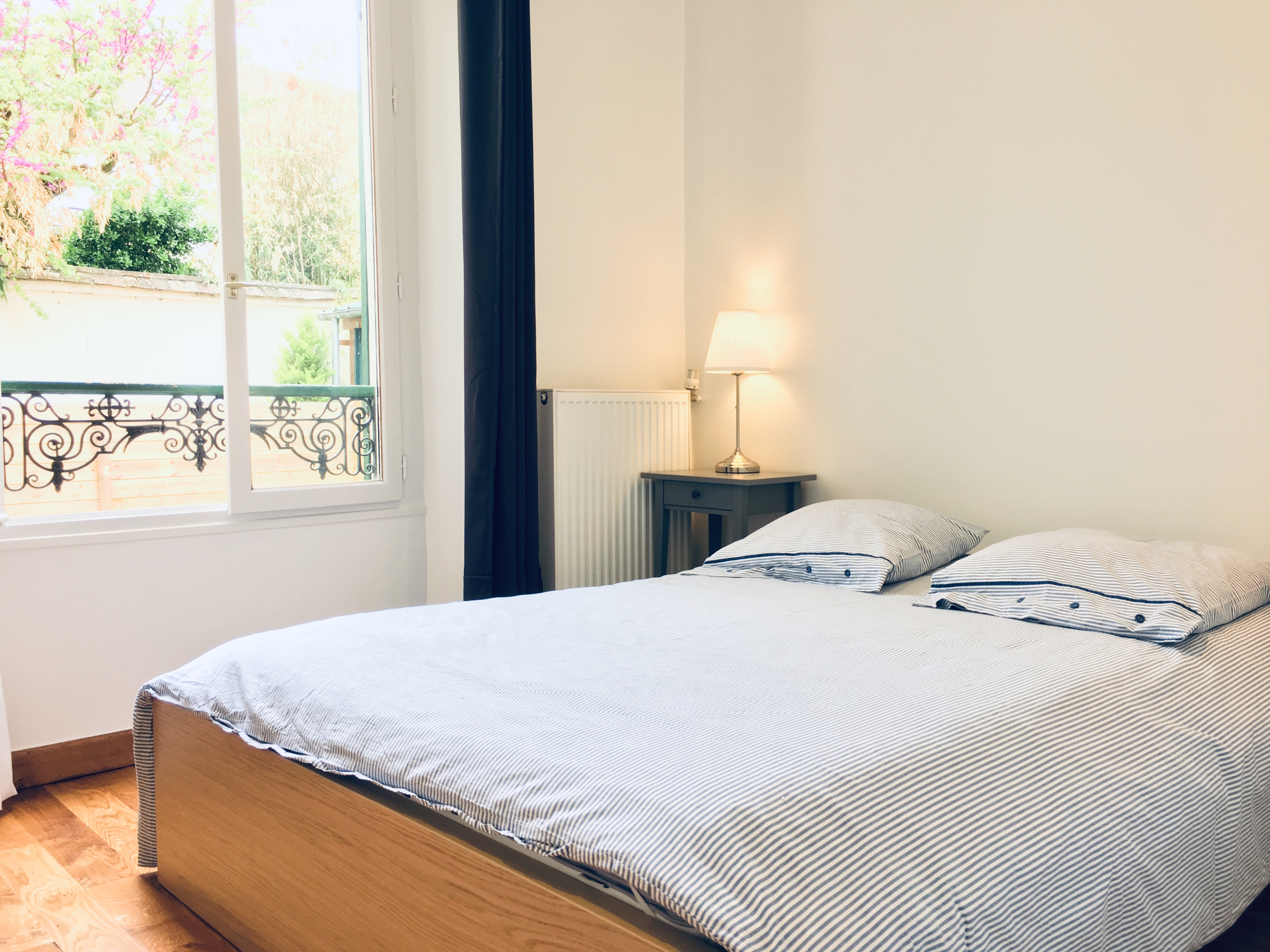 MBA insead student housing Premium flat Paris Fontainebleau
