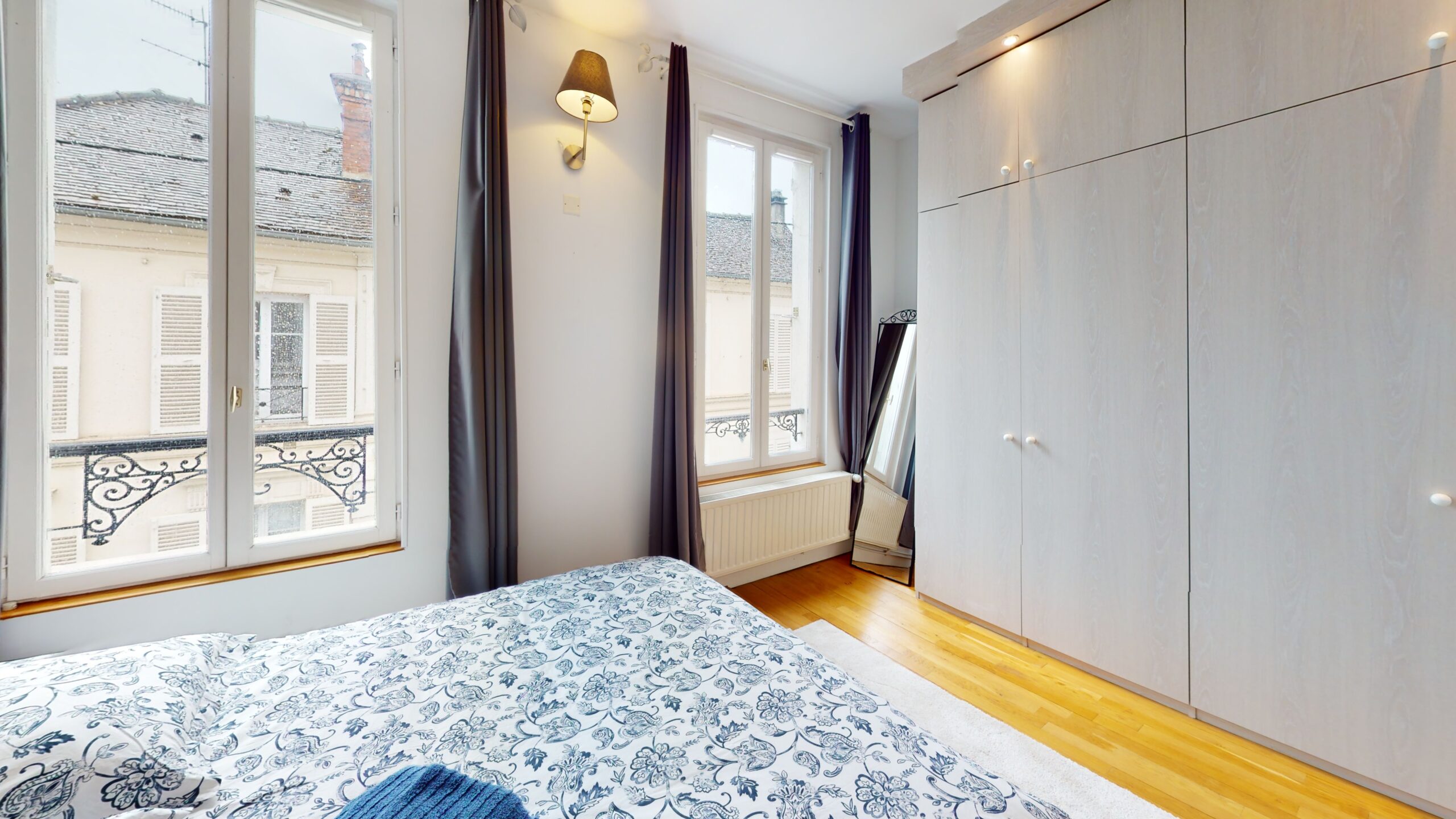 Appartement-14-rue-de-Fleury-copy-Bedroom(2)